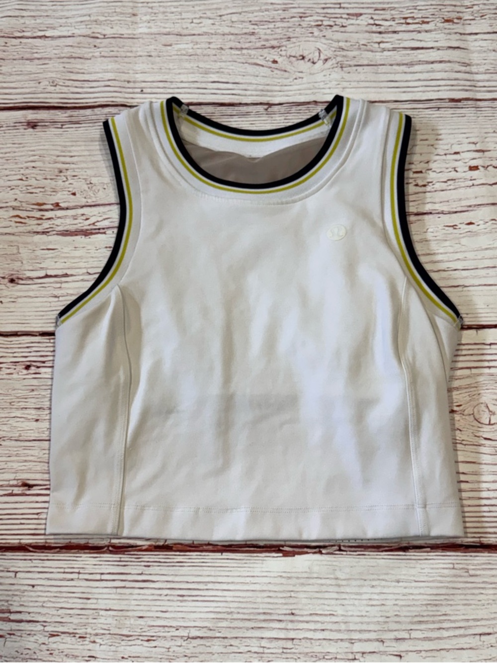 Lululemon Varsity Scoop-Neck Cropped Tennis Tank Top in White/ Yellow/ Navy Sz 8